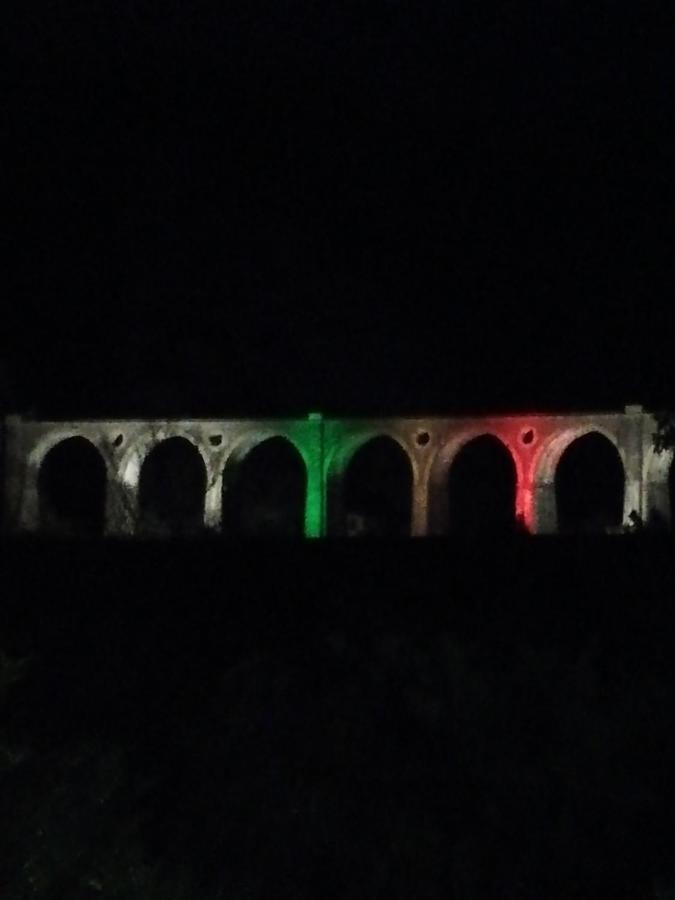 ホテル La Porta Delle Gole Motta Camastra エクステリア 写真